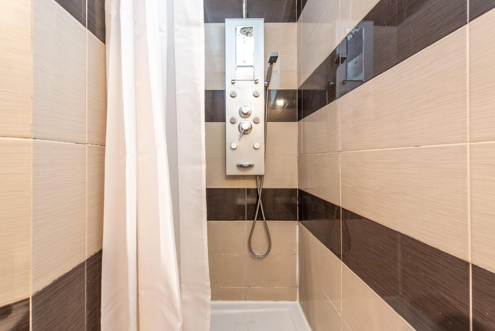 Guestready - Porta De Alfama, For Up To 6 Guests! Apartment *